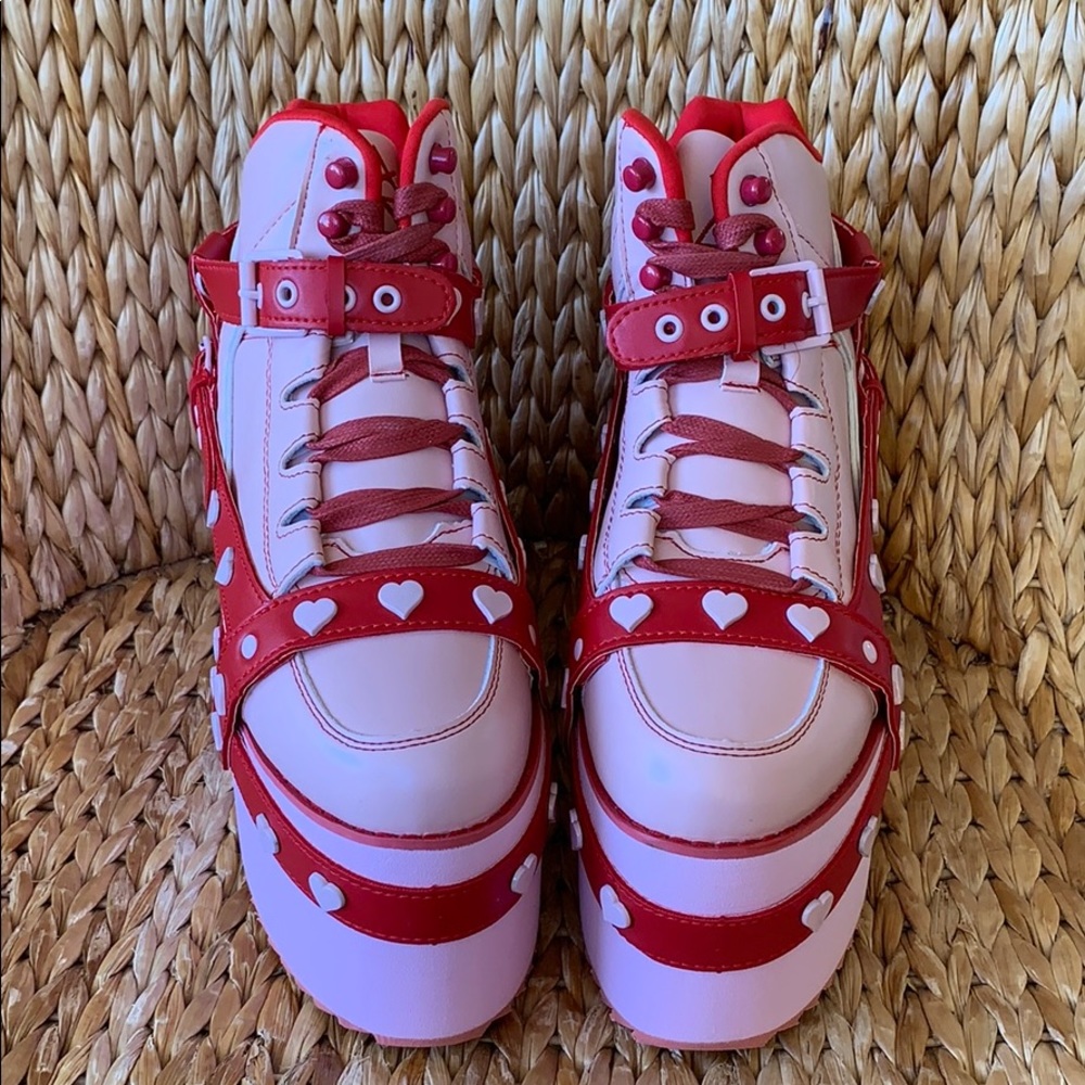 New 💕❤️💕YRU Pink Qozmo Red Bondage Hearts - Picture 2 of 7